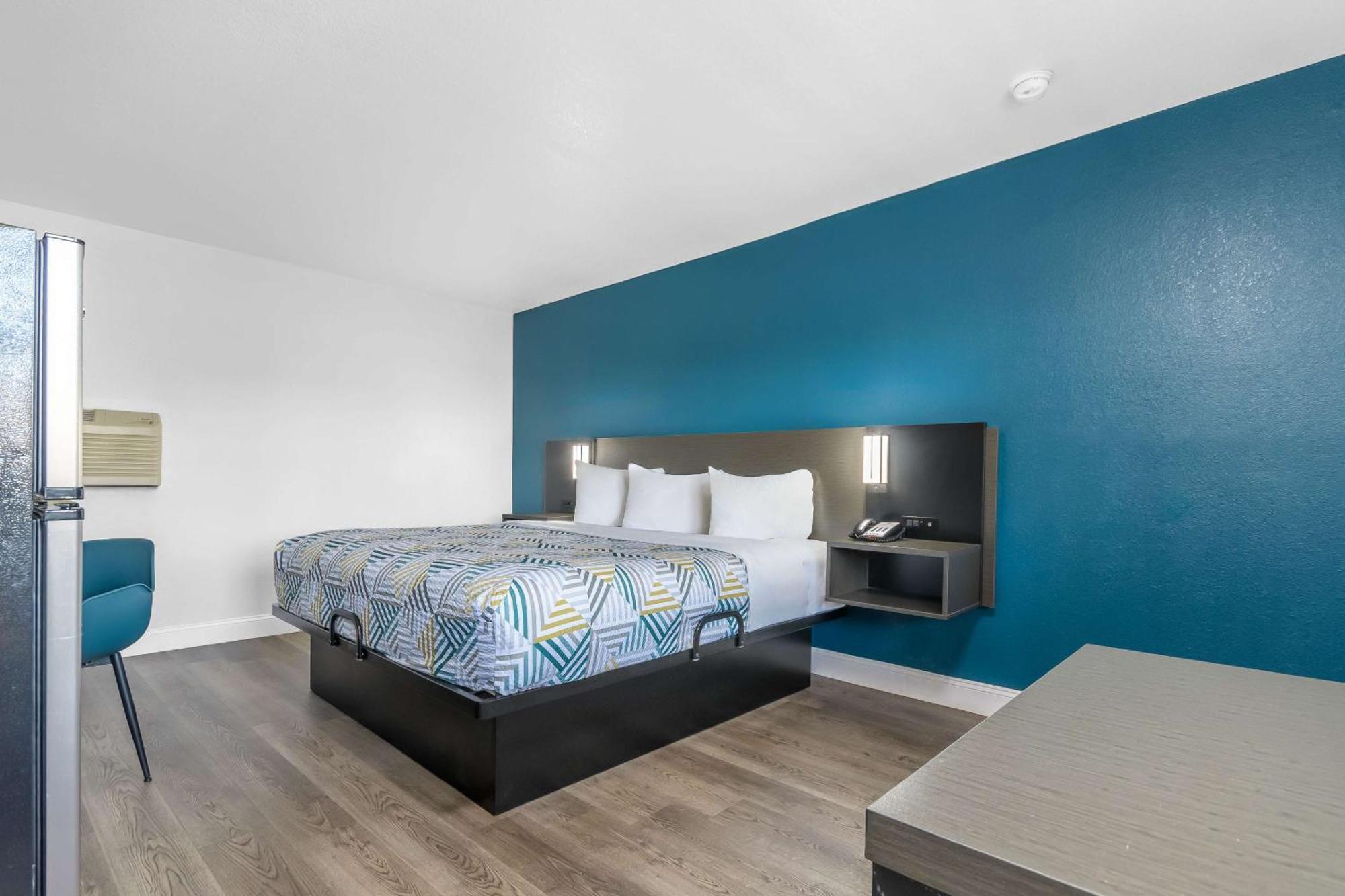 Studio 6 Suites Madera, Ca Yosemite Ngoại thất bức ảnh