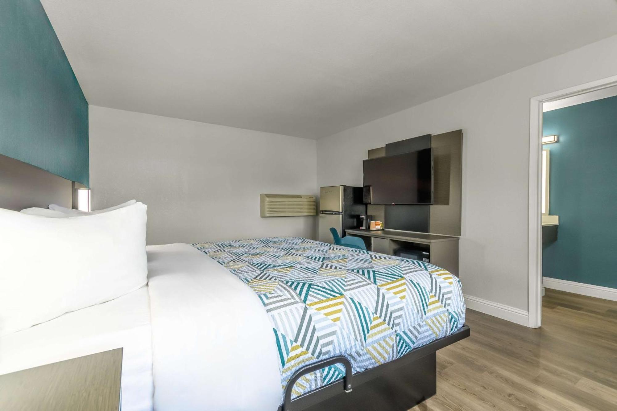 Studio 6 Suites Madera, Ca Yosemite Ngoại thất bức ảnh