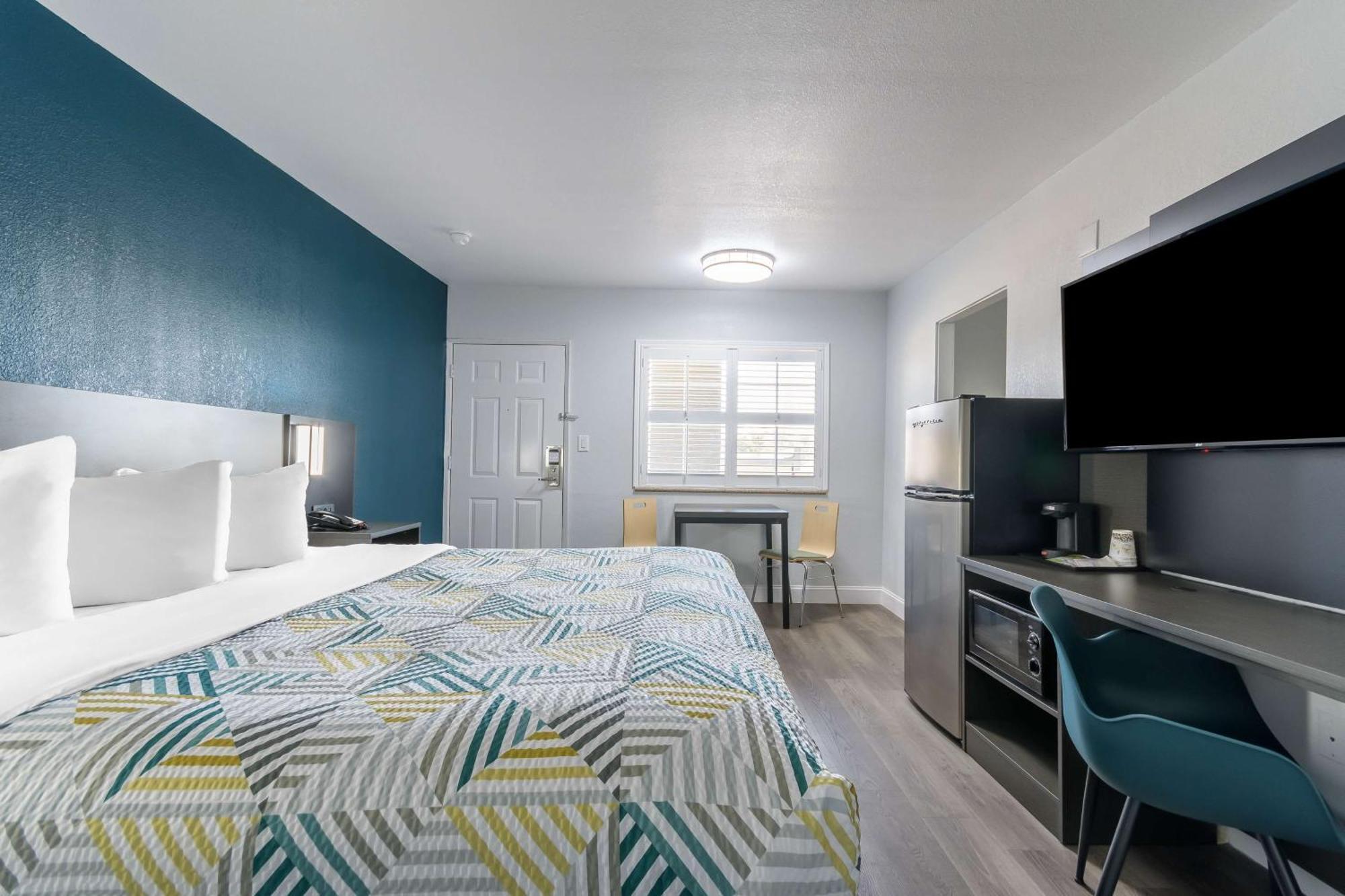 Studio 6 Suites Madera, Ca Yosemite Ngoại thất bức ảnh