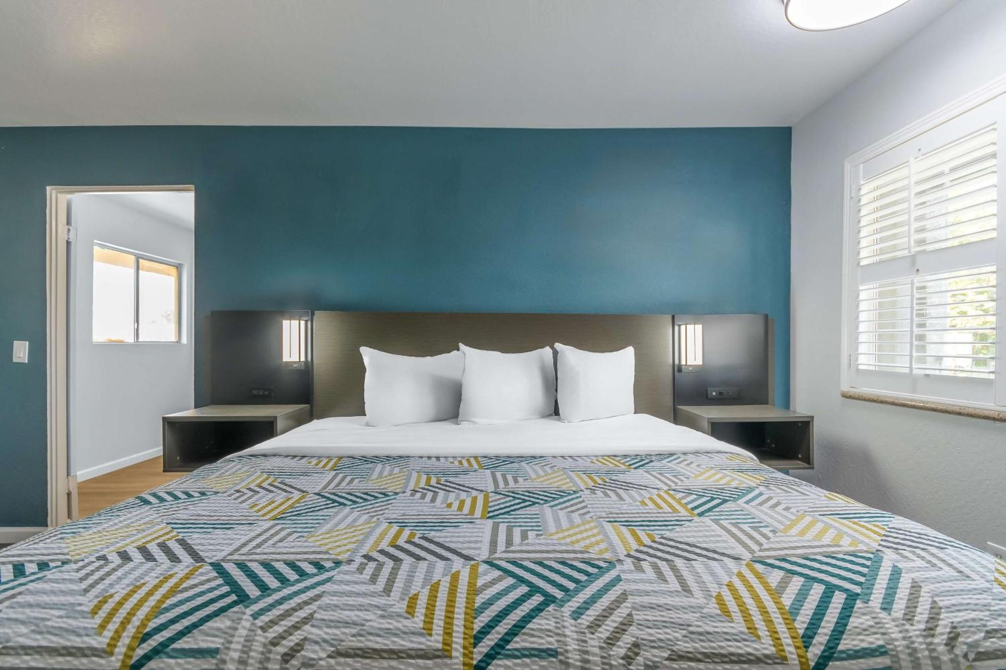Studio 6 Suites Madera, Ca Yosemite Ngoại thất bức ảnh